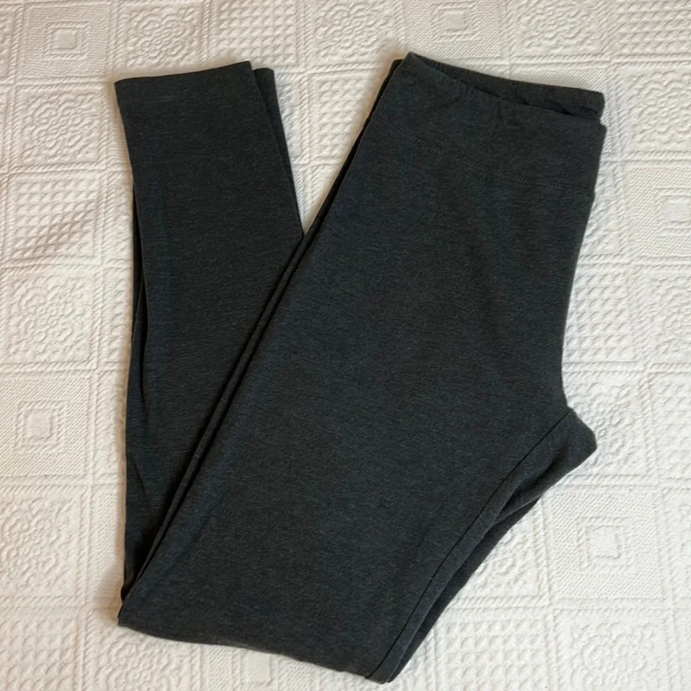 💥💥Grey Leggings Sz Medium - Picture 1 of 7